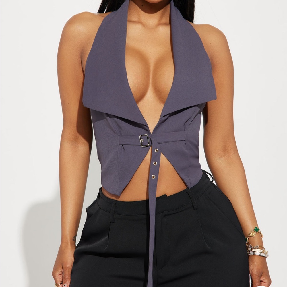 Fashion nova cleavage top